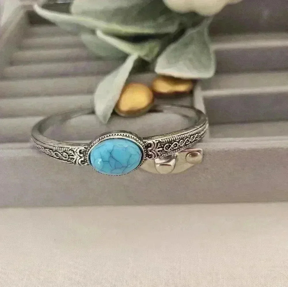 Boho elegant  blue cuff bracelet. Alloy, open bangle. Adjustable